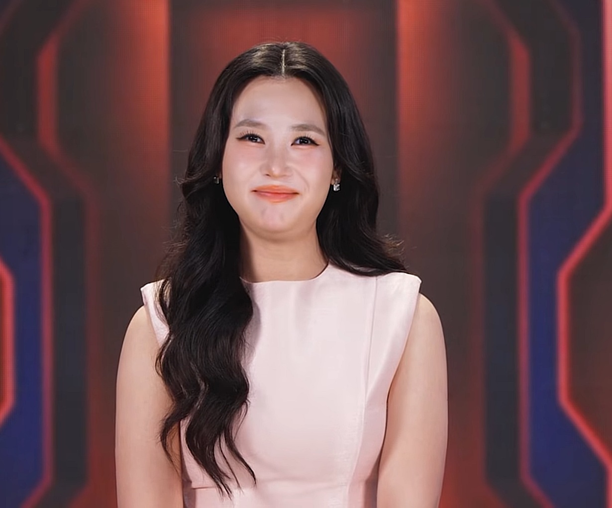 Trấn Th&agrave;nh bị đồng nghiệp nhắc: "L&agrave; MC th&igrave; lời n&oacute;i phải chuẩn chỉnh v&agrave;o"- Ảnh 1.