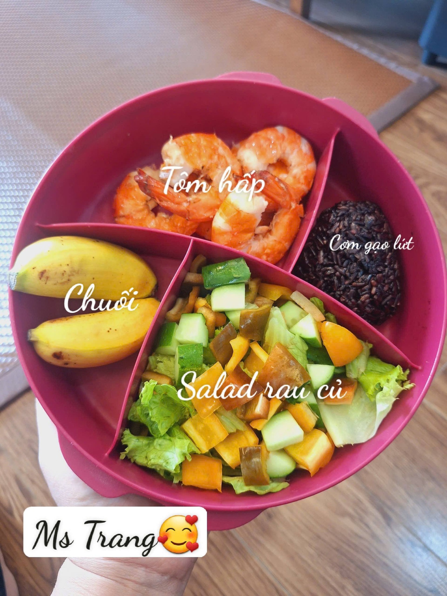 9 th&aacute;ng mang hộp cơm kiểu n&agrave;y đi l&agrave;m, mẹ 2 con giảm 15kg trong sự ngỡ ng&agrave;ng- Ảnh 5.