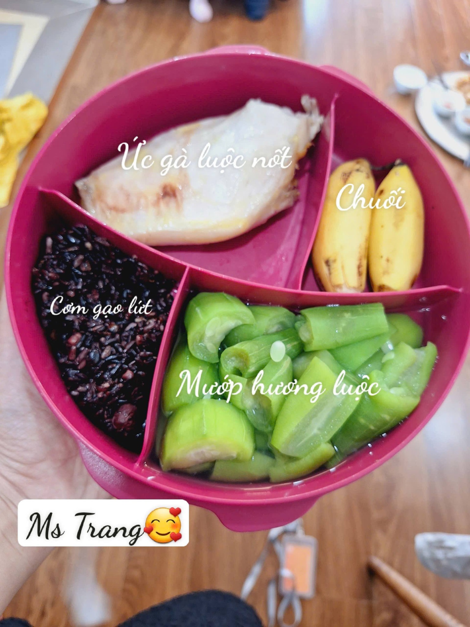 9 th&aacute;ng mang hộp cơm kiểu n&agrave;y đi l&agrave;m, mẹ 2 con giảm 15kg trong sự ngỡ ng&agrave;ng- Ảnh 8.