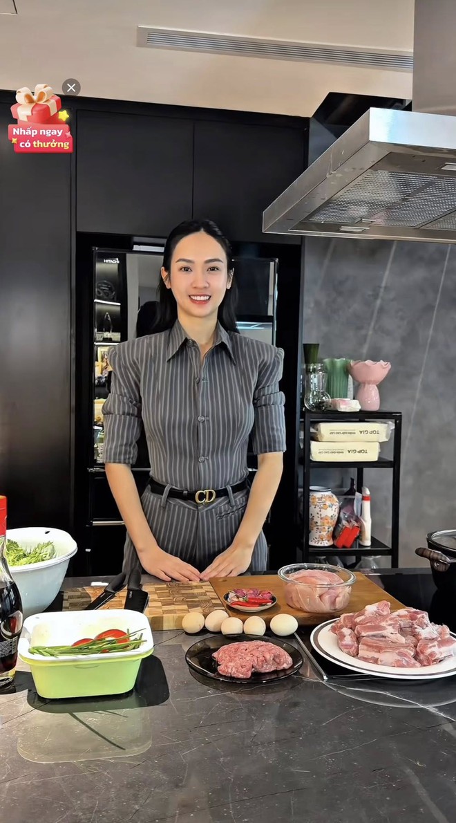 Chưa ai qua được Phương Oanh khoản này?- Ảnh 10. Chưa ai qua được Phương Oanh khoản này?- Ảnh 10.