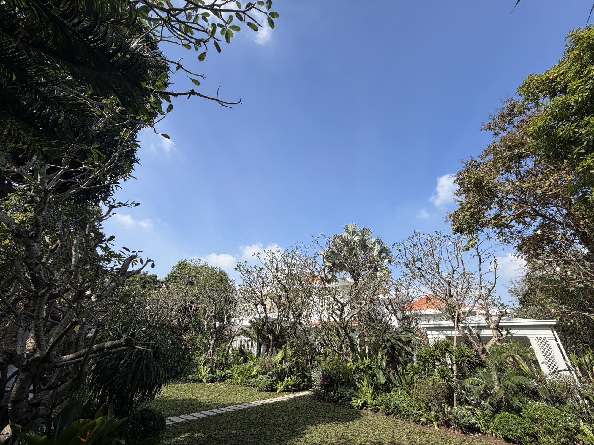 Biệt thự rộng 2000m2 của nh&acirc;n vật đ&igrave;nh đ&aacute;m trong showbiz Việt, nghệ sĩ n&agrave;o cũng nể - Ảnh 6.