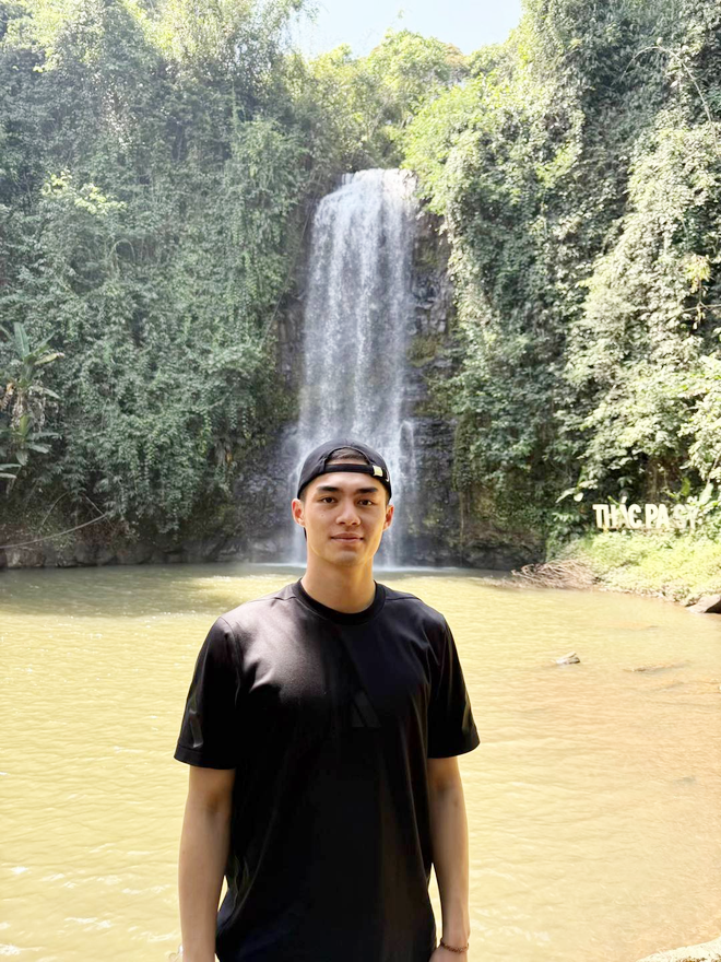 Clip của Trần Trung Kiên tại một tiệm massage trị liệu ở Gia Lai gây sốt- Ảnh 9. Clip của Trần Trung Kiên tại một tiệm massage trị liệu ở Gia Lai gây sốt- Ảnh 9.