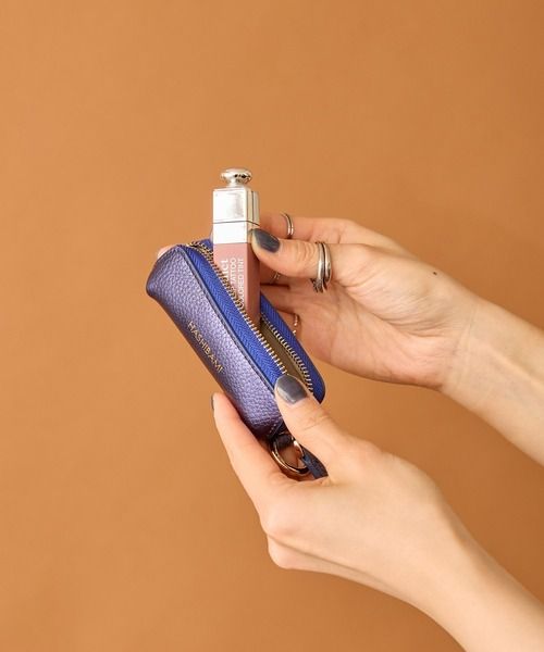 Phụ nữ 40+ nên bỏ 7 món này khỏi túi xách - nhiều người đã thử và bất ngờ vì kết quả- Ảnh 3. Phụ nữ 40+ nên bỏ 7 món này khỏi túi xách - nhiều người đã thử và bất ngờ vì kết quả- Ảnh 3.