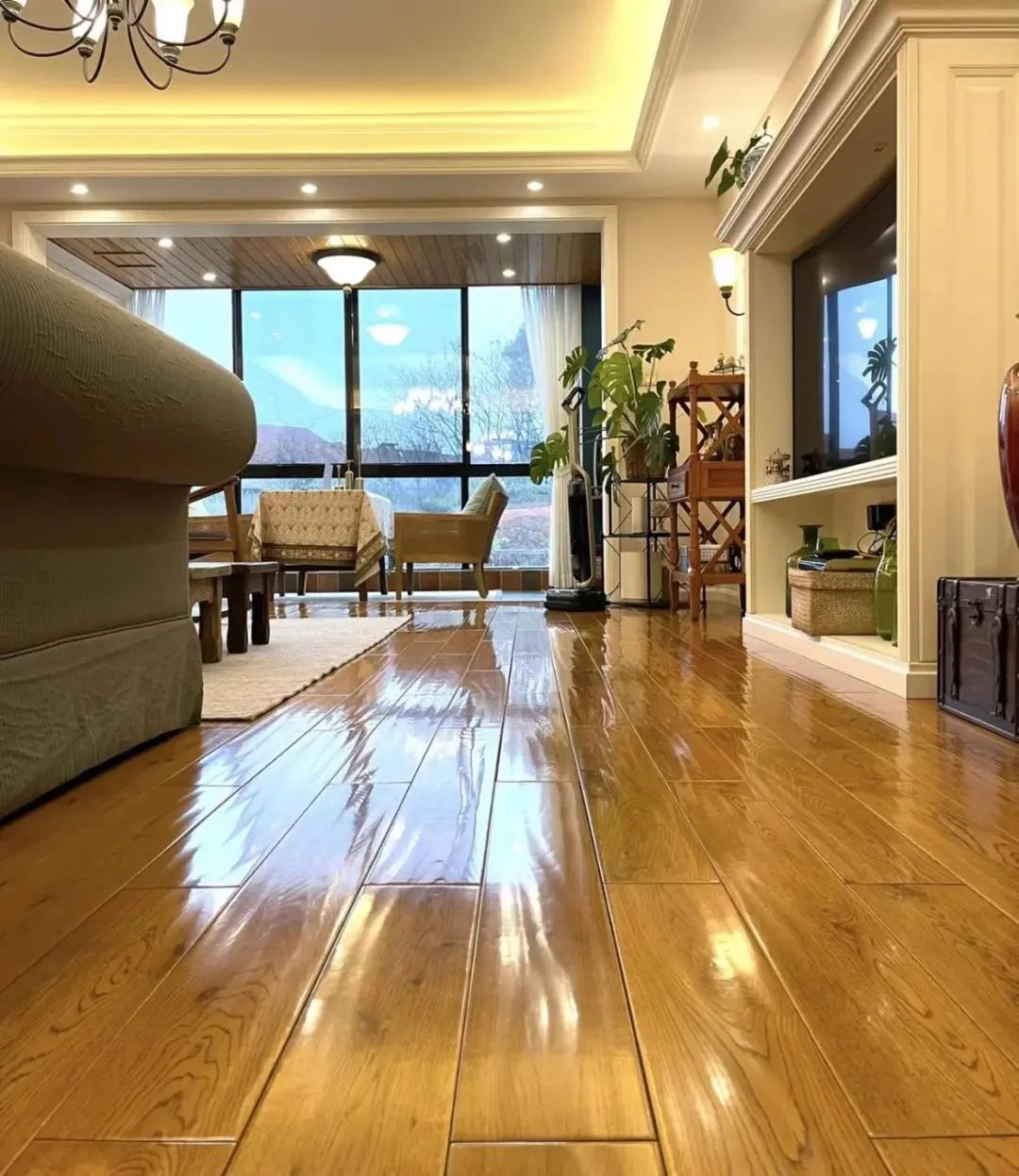 Chuyển từ căn hộ 90m&sup2; sang 180m&sup2;, sống 8 năm rồi quay về - t&ocirc;i nhận ra nh&agrave; rộng kh&ocirc;ng khiến cuộc sống tốt hơn- Ảnh 2.