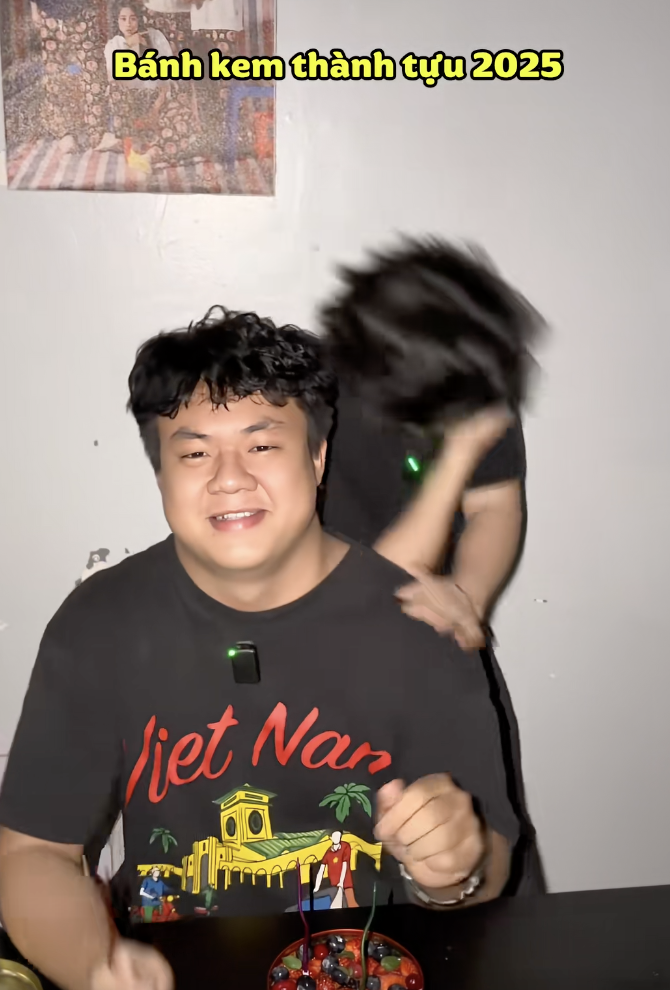 2025, B&ocirc;ng T&iacute;m bị &ldquo;đ&agrave;o lửa&rdquo; cả tỷ, bạn th&acirc;n c&aacute;n mốc 110kg v&agrave; sắp mổ cột sống: Về nhất trend b&aacute;nh kem th&agrave;nh tựu!- Ảnh 3.