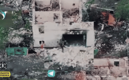 Ukraine mở mặt trận mới, li&ecirc;n tục săn đuổi hạm đội của Nga - Ảnh 2.