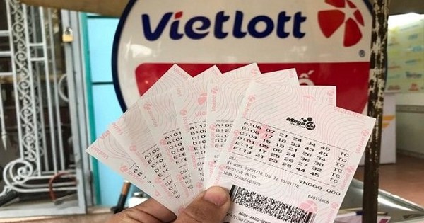 Gi&aacute; v&agrave;ng h&ocirc;m nay đột ngột giảm mạnh - Ảnh 6.