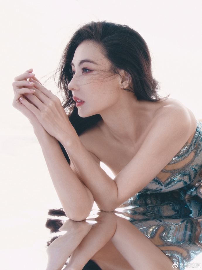 Trương B&aacute; Chi lập di ch&uacute;c, tự chọn xong di ảnh cho ch&iacute;nh m&igrave;nh- Ảnh 2.