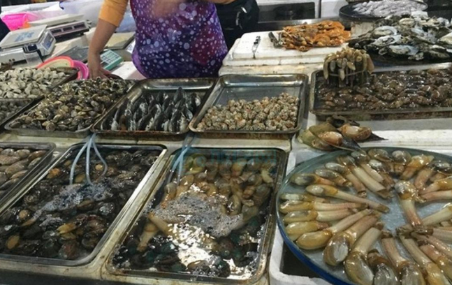 Cặp vợ chồng 60 tuổi b&aacute;n nh&agrave; 30 tỷ đồng về qu&ecirc; dưỡng gi&agrave; an nh&agrave;n - Ảnh 3.