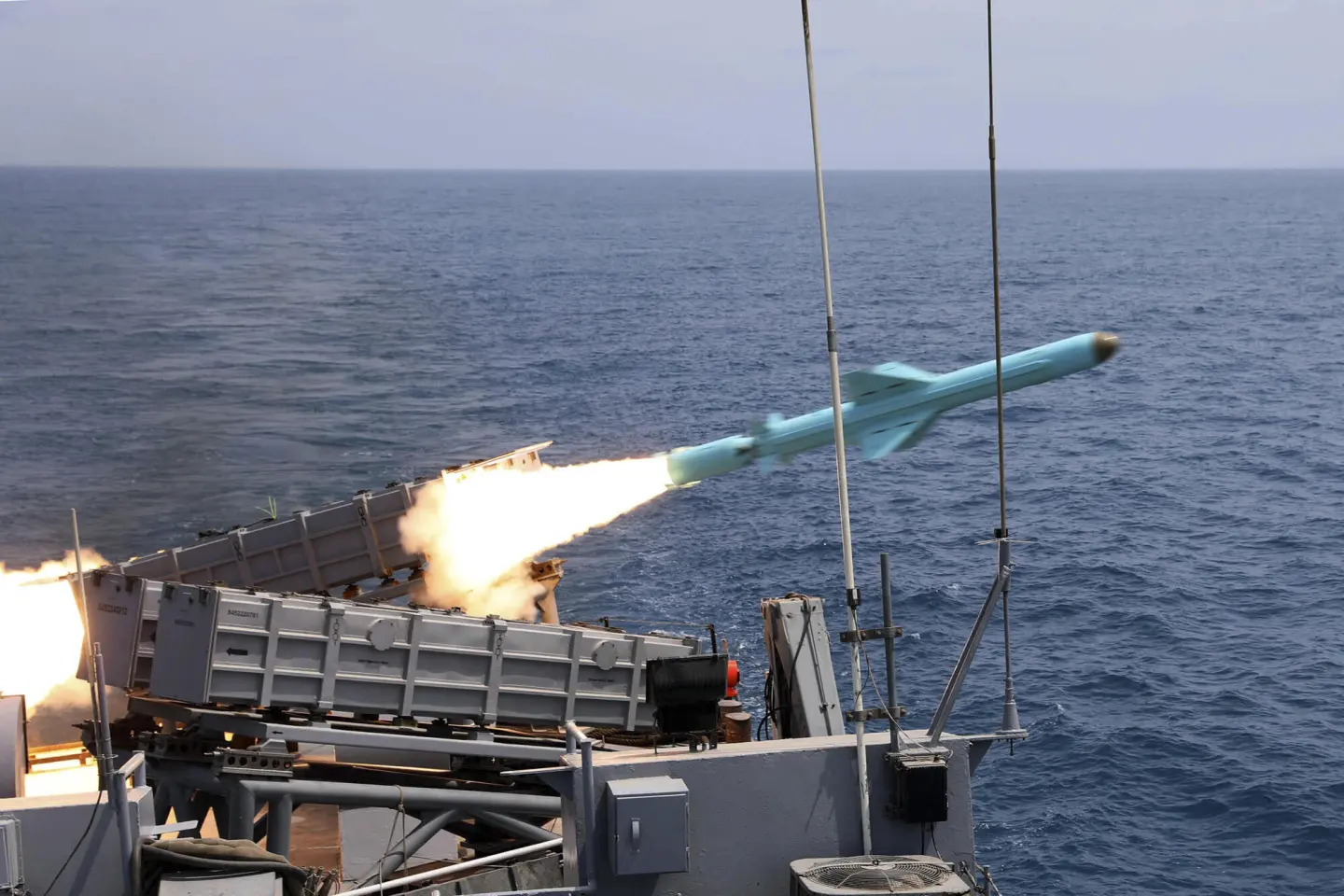 Israel t&iacute;nh phương &aacute;n đối ph&oacute; Iran - Ảnh 1.