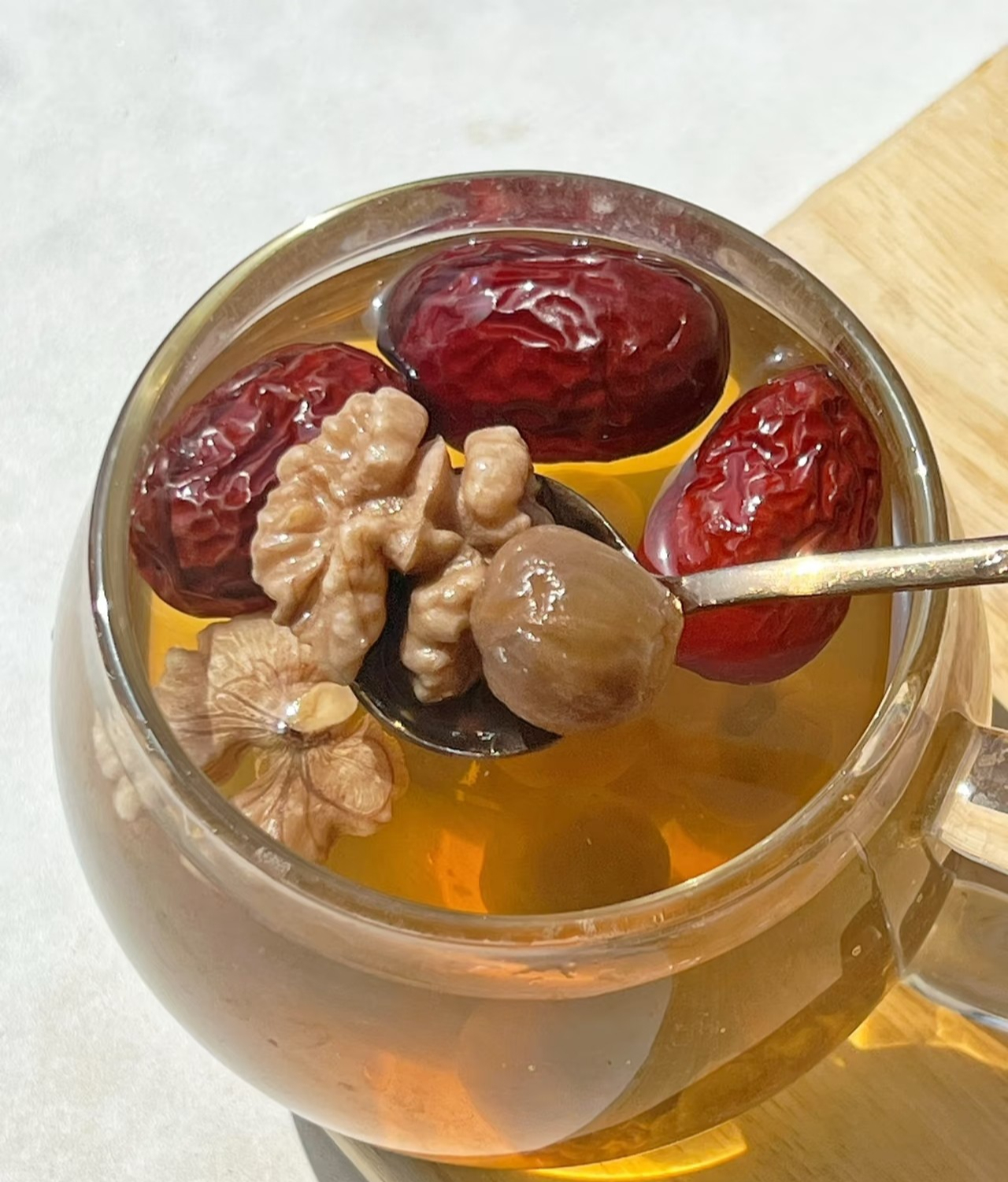 M&ugrave;a đ&ocirc;ng cứ ăn đ&uacute;ng 5 m&oacute;n "nhỏ m&agrave; c&oacute; v&otilde;" n&agrave;y, kh&iacute; huyết lưu th&ocirc;ng, da dẻ hồng h&agrave;o bất chấp gi&oacute; lạnh - Ảnh 3.