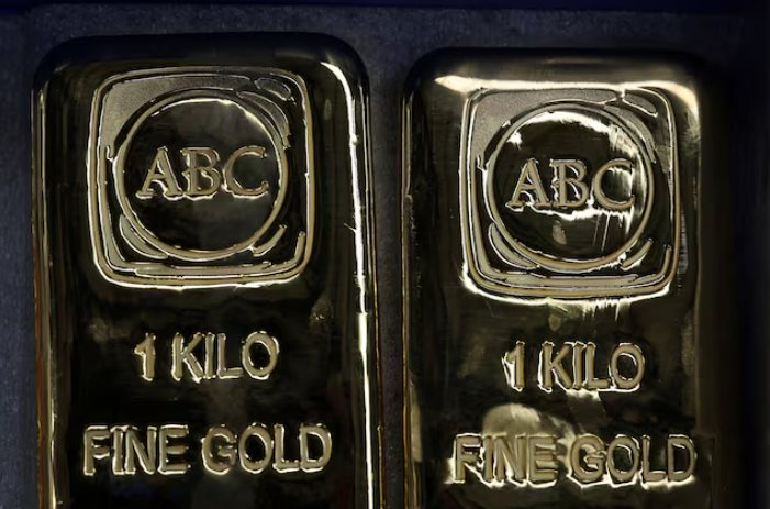 Kỳ vọng Fed cắt giảm l&atilde;i suất, gi&aacute; v&agrave;ng nhảy vọt l&ecirc;n đỉnh mọi thời đại - Ảnh 1.