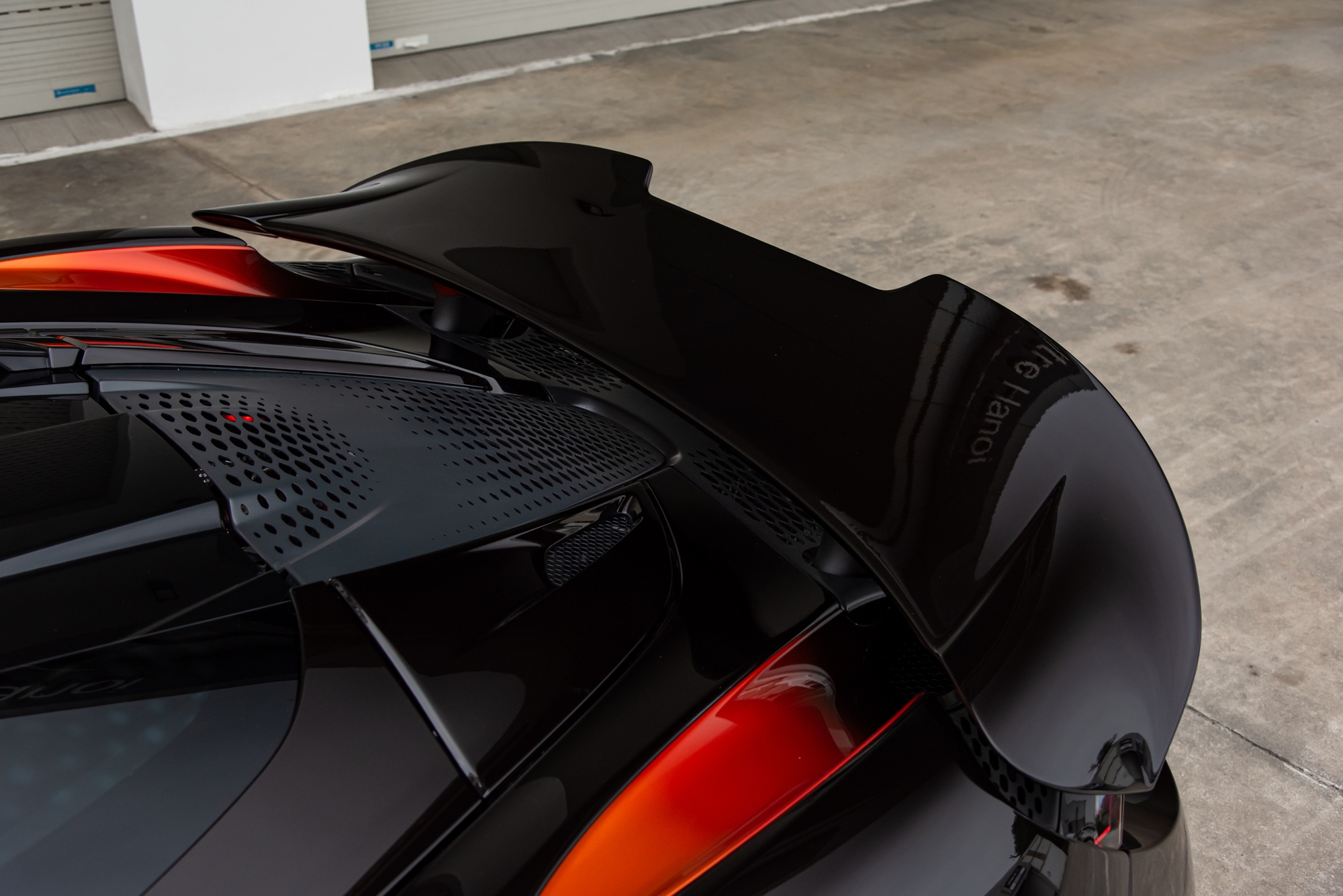 Đại gia Việt có thể trở thành người duy nhất trên thế giới sở hữu chiếc McLaren 750S này: Gần 30 tỷ, màu sơn cực độc cần 260 giờ hoàn thiện- Ảnh 6. Đại gia Việt có thể trở thành người duy nhất trên thế giới sở hữu chiếc McLaren 750S này: Gần 30 tỷ, màu sơn cực độc cần 260 giờ hoàn thiện- Ảnh 6.