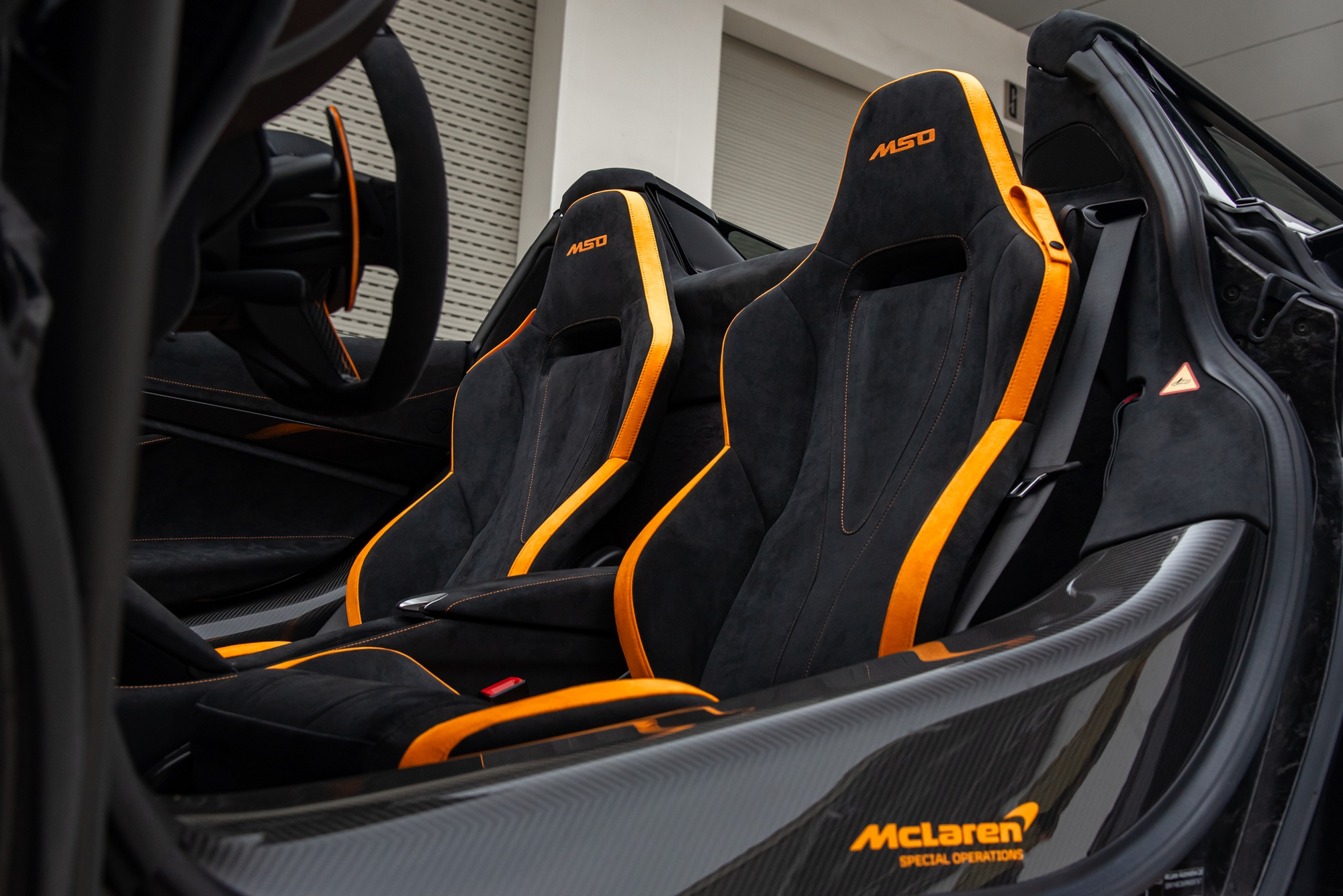 Đại gia Việt có thể trở thành người duy nhất trên thế giới sở hữu chiếc McLaren 750S này: Gần 30 tỷ, màu sơn cực độc cần 260 giờ hoàn thiện- Ảnh 24. Đại gia Việt có thể trở thành người duy nhất trên thế giới sở hữu chiếc McLaren 750S này: Gần 30 tỷ, màu sơn cực độc cần 260 giờ hoàn thiện- Ảnh 24.