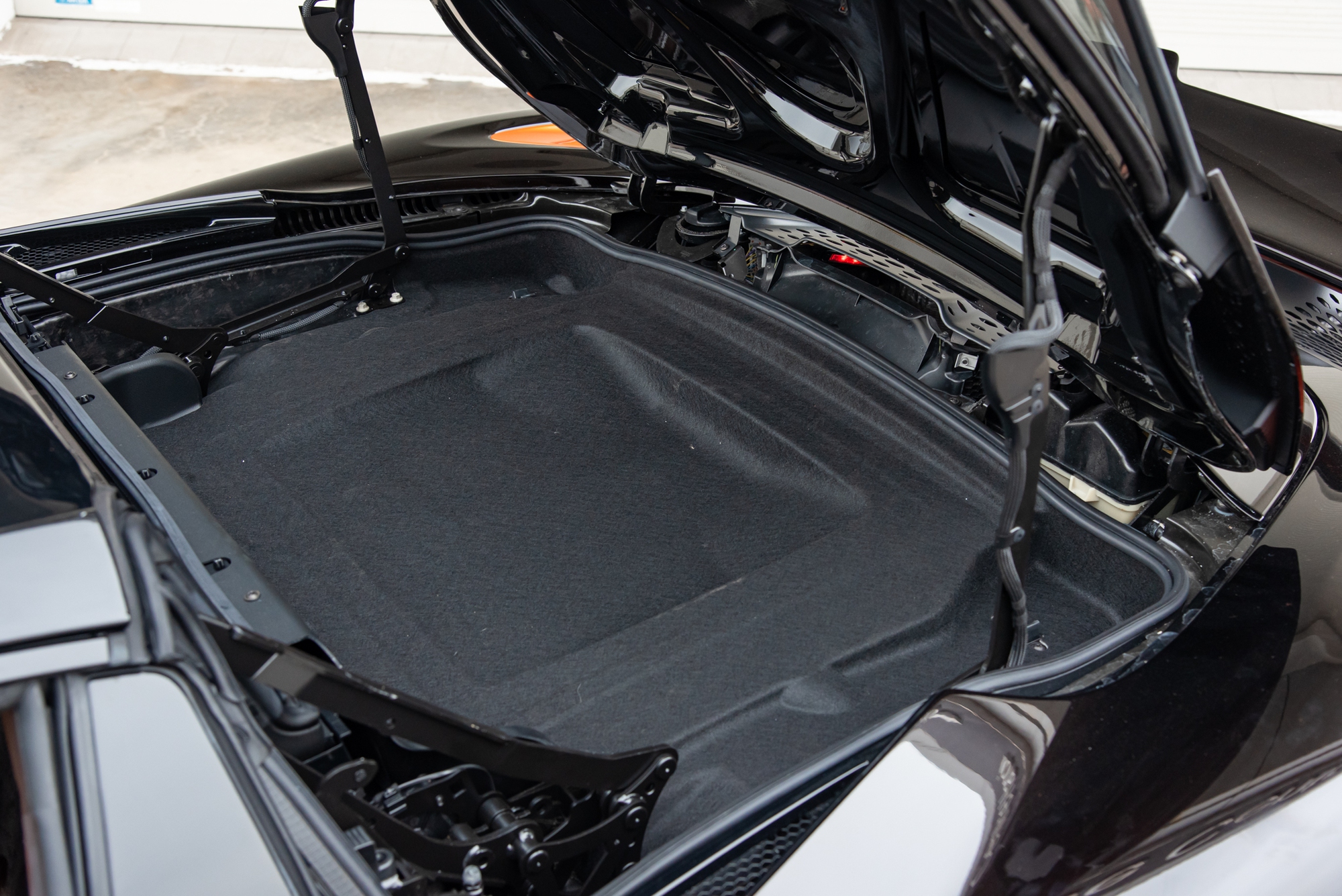 Đại gia Việt có thể trở thành người duy nhất trên thế giới sở hữu chiếc McLaren 750S này: Gần 30 tỷ, màu sơn cực độc cần 260 giờ hoàn thiện- Ảnh 28. Đại gia Việt có thể trở thành người duy nhất trên thế giới sở hữu chiếc McLaren 750S này: Gần 30 tỷ, màu sơn cực độc cần 260 giờ hoàn thiện- Ảnh 28.