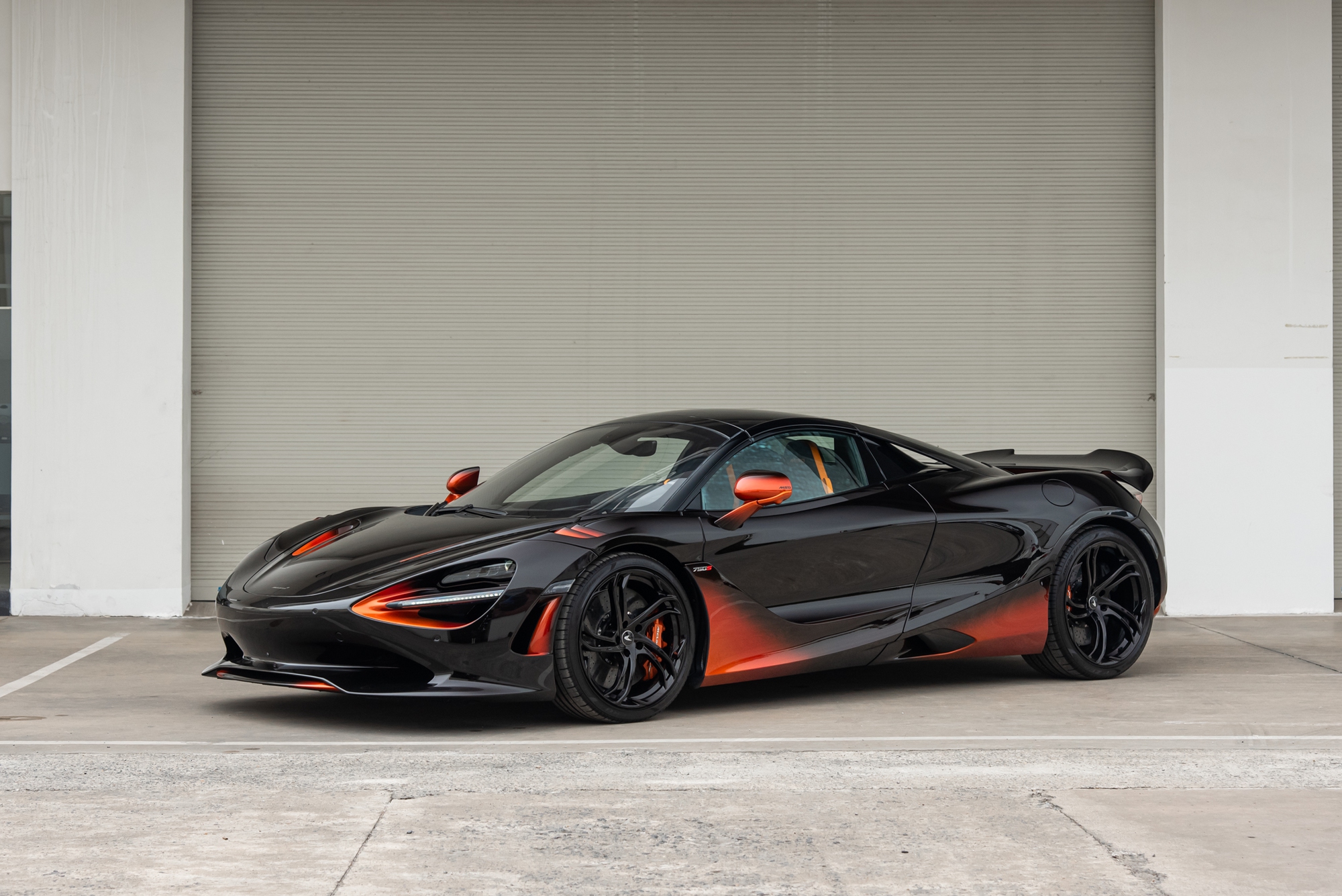Đại gia Việt có thể trở thành người duy nhất trên thế giới sở hữu chiếc McLaren 750S này: Gần 30 tỷ, màu sơn cực độc cần 260 giờ hoàn thiện- Ảnh 1. Đại gia Việt có thể trở thành người duy nhất trên thế giới sở hữu chiếc McLaren 750S này: Gần 30 tỷ, màu sơn cực độc cần 260 giờ hoàn thiện- Ảnh 1.
