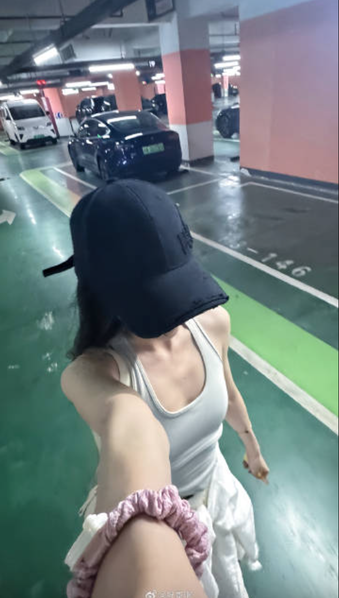 Cảnh báo gấp cho ai hay chụp ảnh tự sướng- Ảnh 1. Cảnh báo gấp cho ai hay chụp ảnh tự sướng- Ảnh 1.