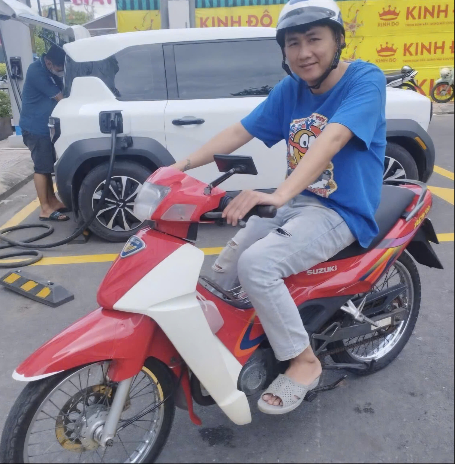 Bắt giữ nghi phạm đ&acirc;m chết bảo vệ Bệnh viện Đa khoa Vĩnh Long - Ảnh 1.