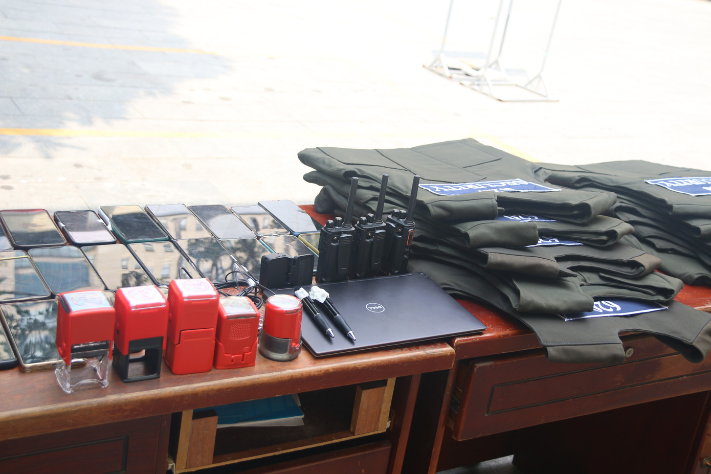 Chi&ecirc;u thức khủng bố của tr&ugrave;m mua b&aacute;n nợ khiến người d&acirc;n hoang mang - Ảnh 2.