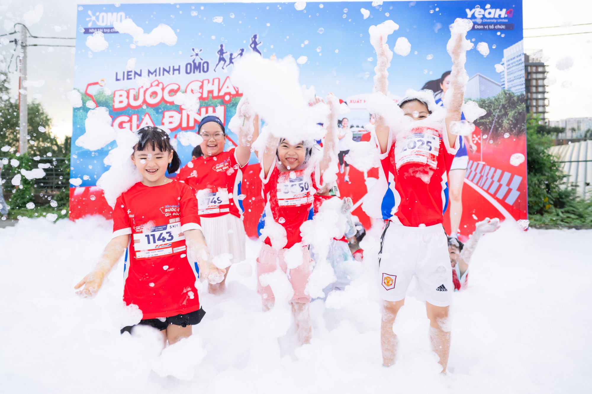OMO cổ vũ tinh thần &ldquo;ngại g&igrave; bẩn&rdquo; của gia đ&igrave;nh trẻ th&ocirc;ng qua chuỗi hoạt động thể thao - Ảnh 3.