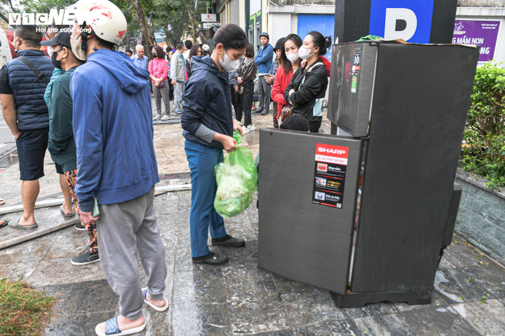 Thiệt hại sau hỏa hoạn tại chợ Xanh Định Công khiến tiểu thương trắng tay - Ảnh 5.