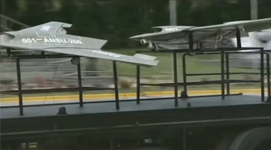 Venezuela hợp t&aacute;c với Iran: C&ocirc;ng nghệ qu&acirc;n sự v&agrave; tiềm năng t&aacute;c động đến Mỹ - Ảnh 2.