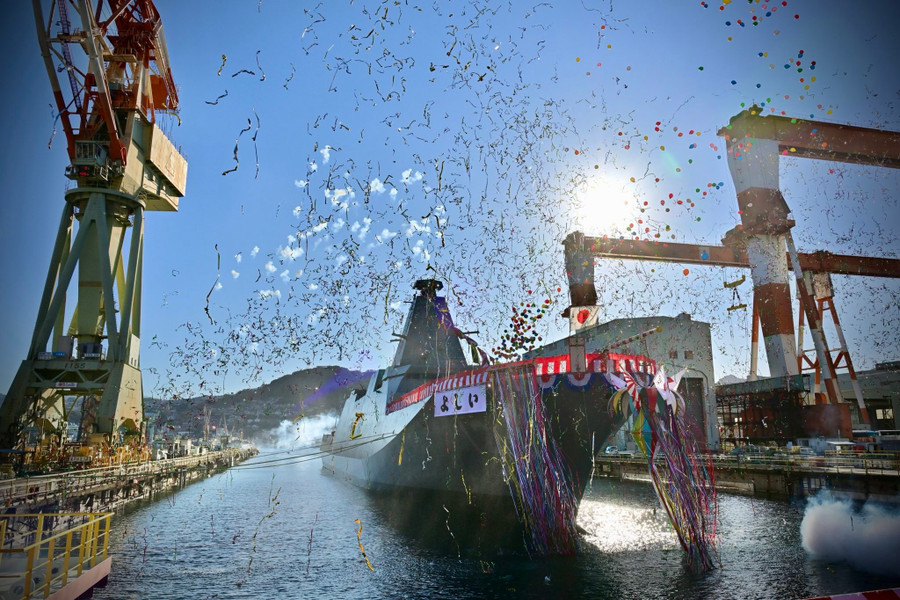 Loạt khu trục hạm Mogami ho&agrave;n th&agrave;nh kỷ lục: T&agrave;u chiến hiện đại của Nhật Bản - Ảnh 2.