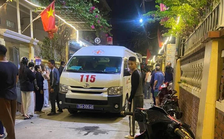 Nổ lớn tại nh&agrave; trọ Hải Ph&ograve;ng khiến 2 người bị thương nặng - Ảnh 1.