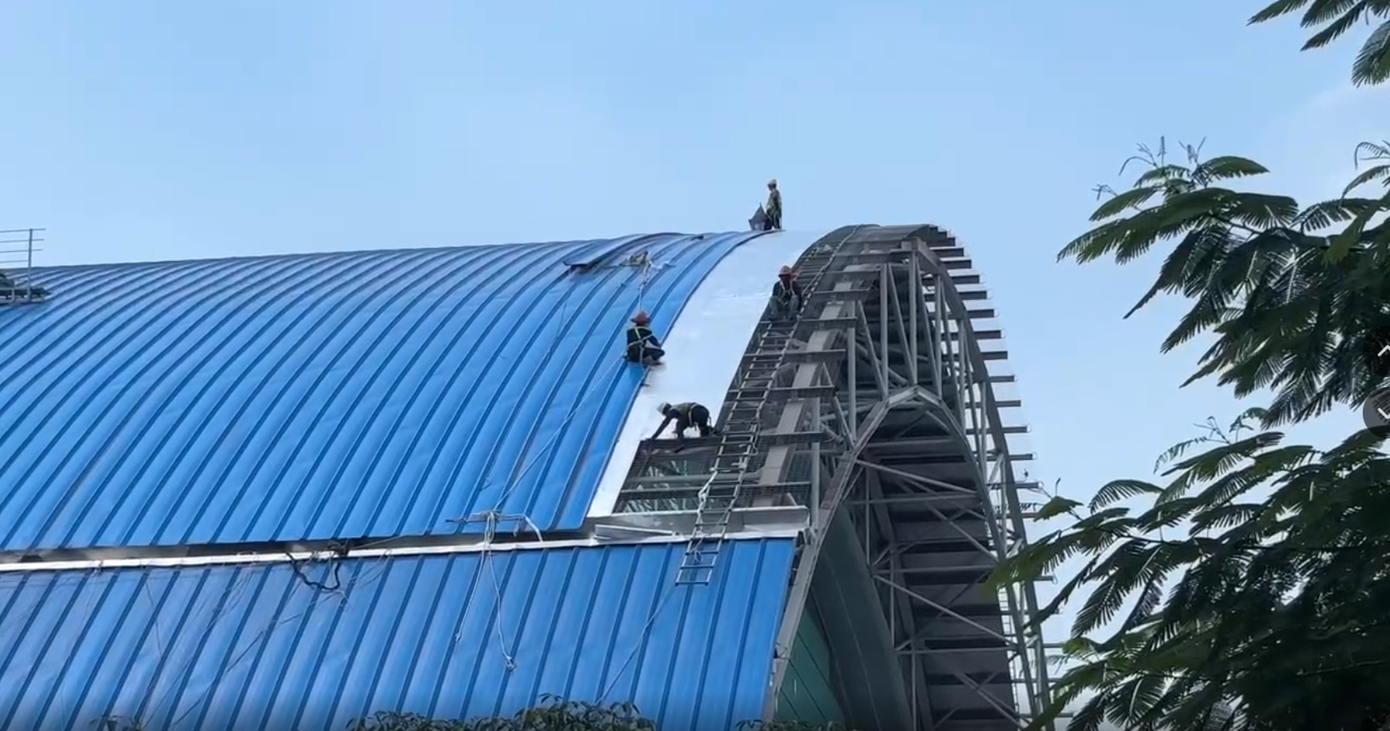 Rơi cabin thang m&aacute;y tại Nh&agrave; tập luyện thể thao Ph&uacute; Thọ g&acirc;y tai nạn lao động nghi&ecirc;m trọng - Ảnh 1.