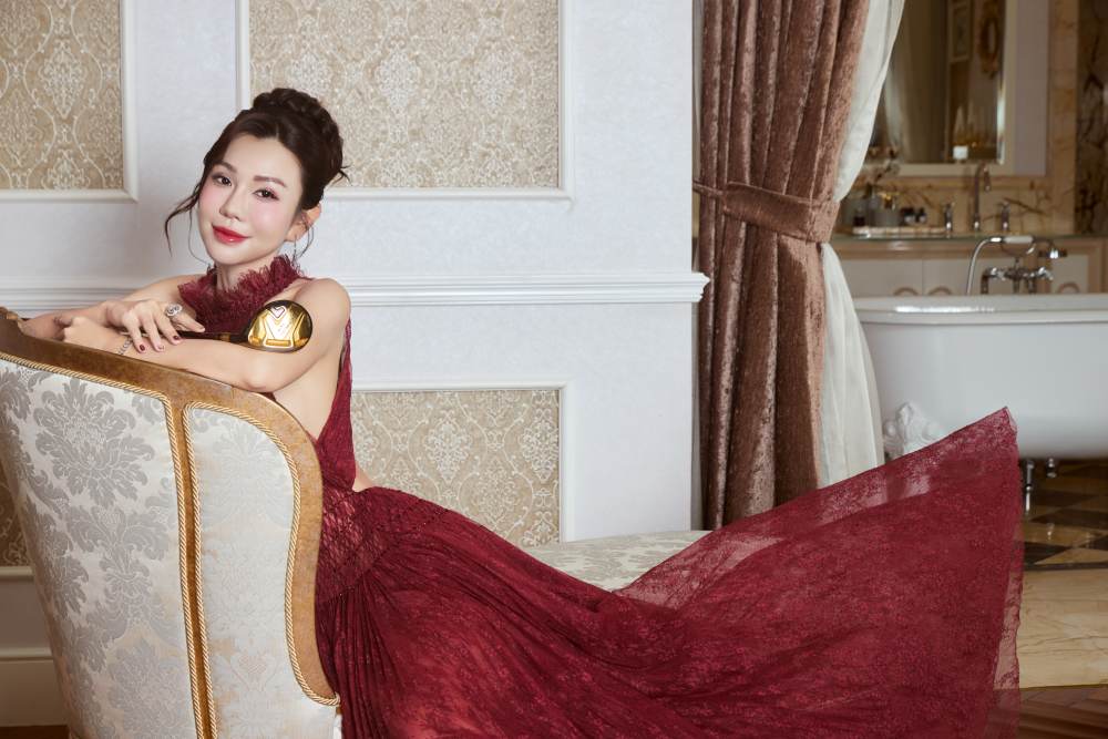 MC Golf Hải Anh tung loạt ảnh đón Giáng sinh, hé lộ hình ảnh chưa từng lặp lại - Ảnh 5.