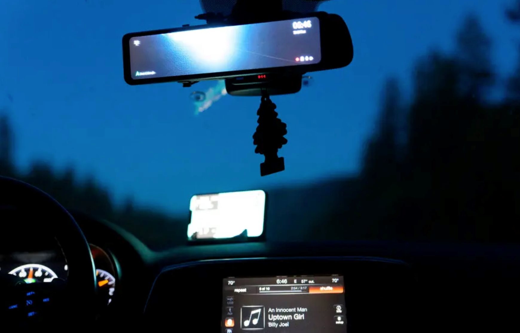 Mặt tối của Uber: T&agrave;i xế c&oacute; tiền &aacute;n v&agrave; b&aacute;o c&aacute;o tấn c&ocirc;ng t&igrave;nh dục li&ecirc;n tục - Ảnh 1.