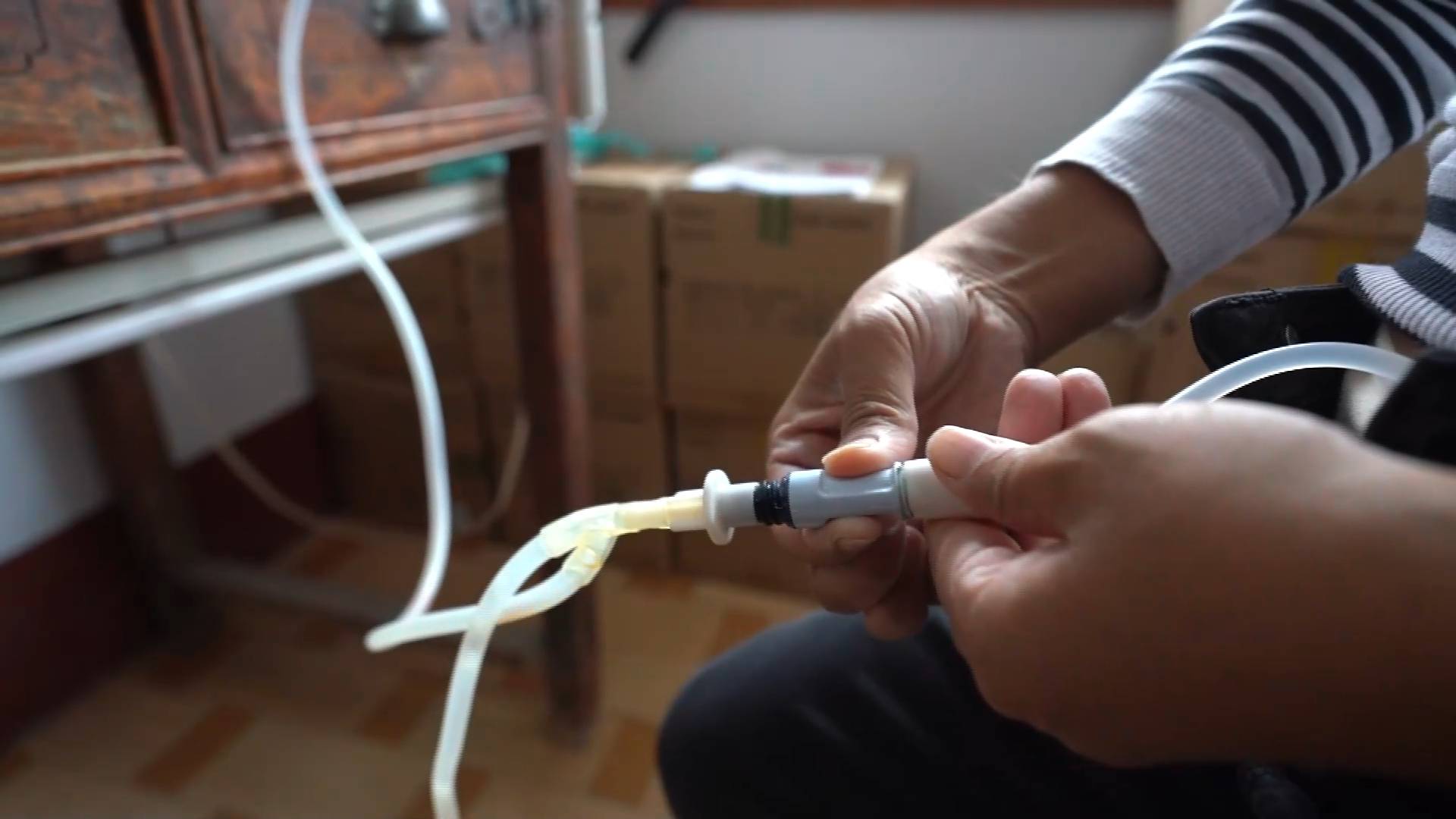 Cô Giáo Suy Thận Giai Đoạn Cuối: Lọc Máu 4 Lần/Tuần, Chưa Từng Nghỉ Dạy Dù Chỉ 1 Tiết Suốt 7 Năm Ròng- Ảnh 1.