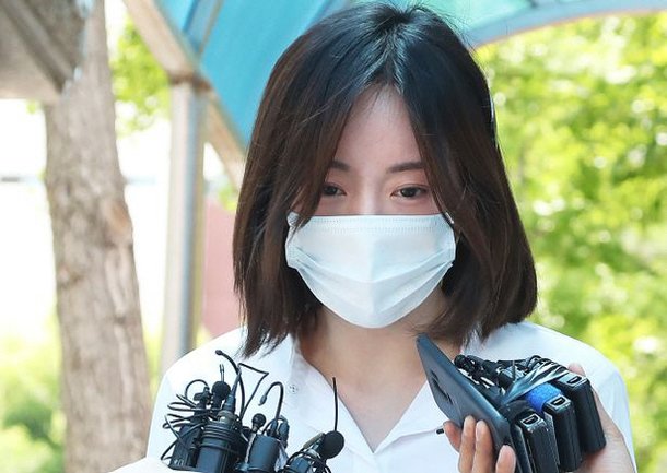 Bắt được tiểu thư tài phiệt tai tiếng Hwang Hana sau khoảng 1 năm lẩn trốn ở nước ngoài- Ảnh 1.