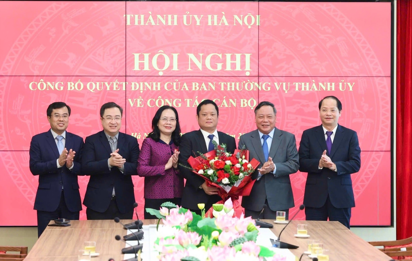 Ủy ban Thường vụ Quốc hội ph&ecirc; chuẩn c&ocirc;ng t&aacute;c c&aacute;n bộ tại H&agrave; Nội v&agrave; Lai Ch&acirc;u - Ảnh 1.