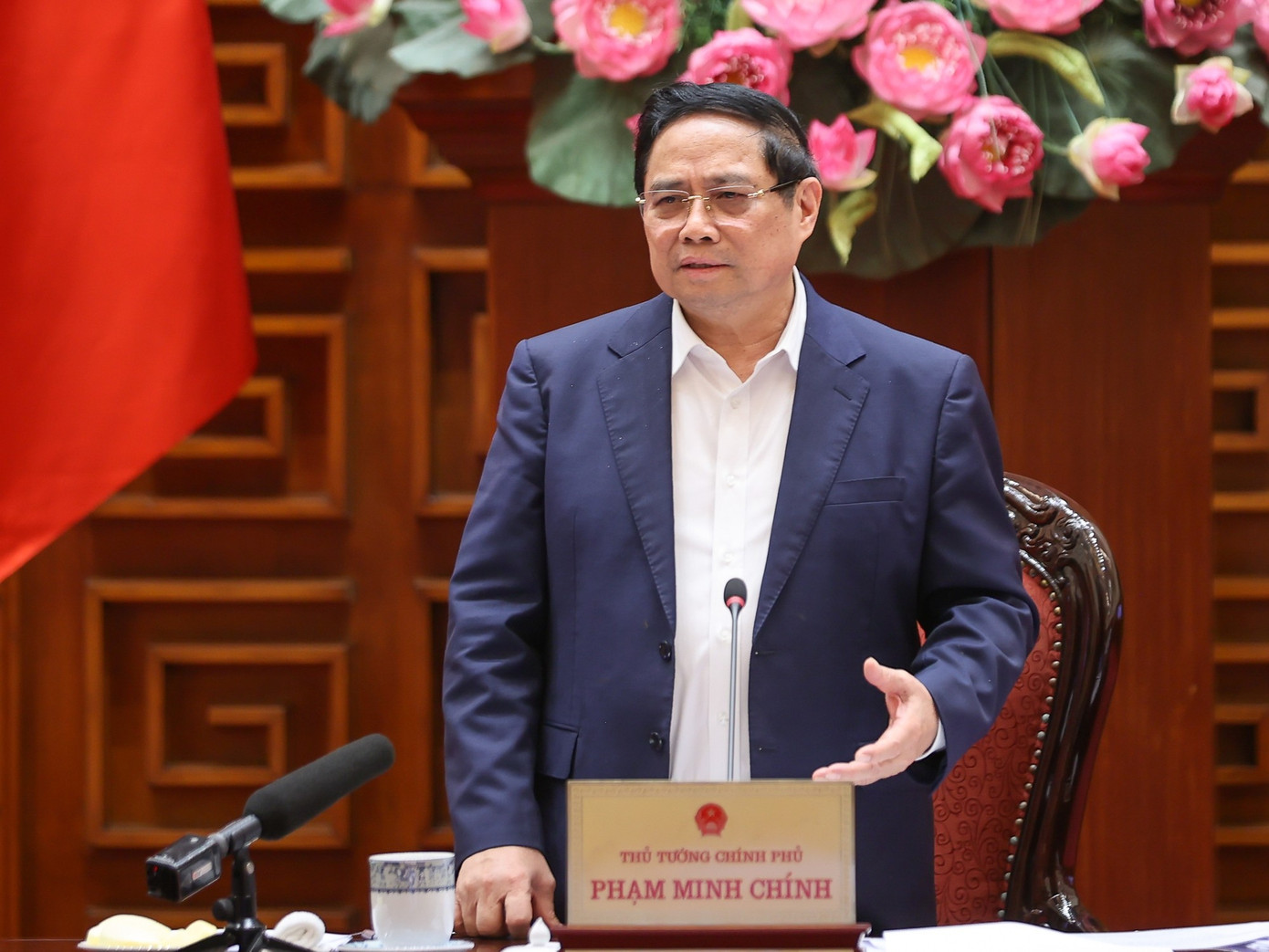 Thủ tướng chỉ đạo dự &aacute;n đường sắt tốc độ cao Bắc - Nam: Lựa chọn phương thức tối ưu nhất - Ảnh 2.