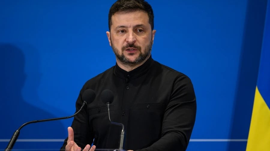 Tổng thống Zelensky c&ocirc;ng bố kế hoạch h&ograve;a b&igrave;nh 20 điểm nhằm chấm dứt xung đột với Nga - Ảnh 1.