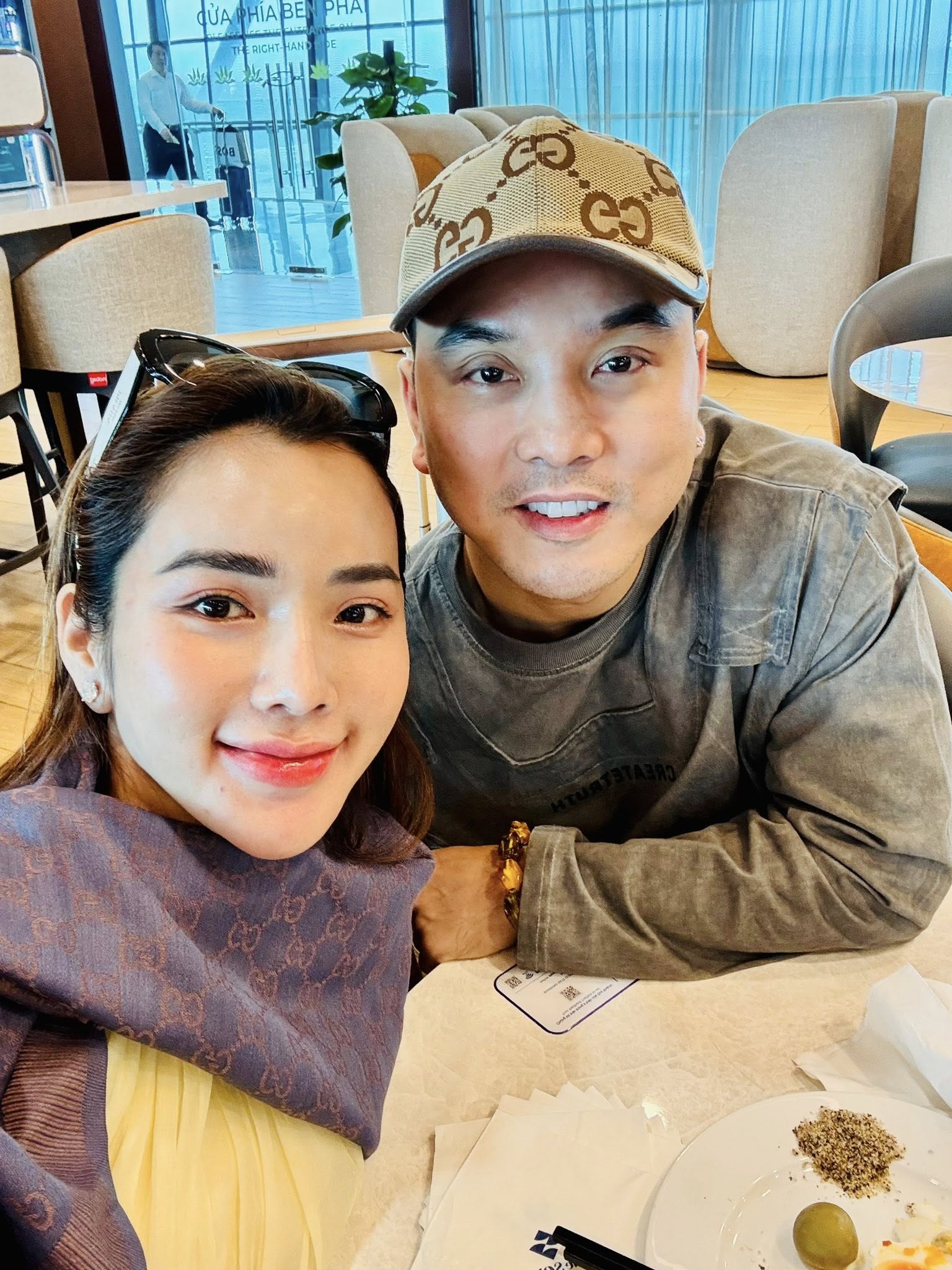 Vợ Ưng Ho&agrave;ng Ph&uacute;c viết gần 300 chữ gi&atilde;i b&agrave;y về chồng- Ảnh 2.