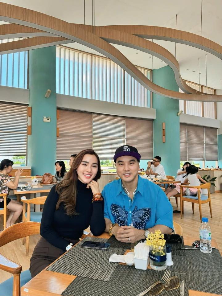 Vợ Ưng Ho&agrave;ng Ph&uacute;c viết gần 300 chữ gi&atilde;i b&agrave;y về chồng- Ảnh 1.