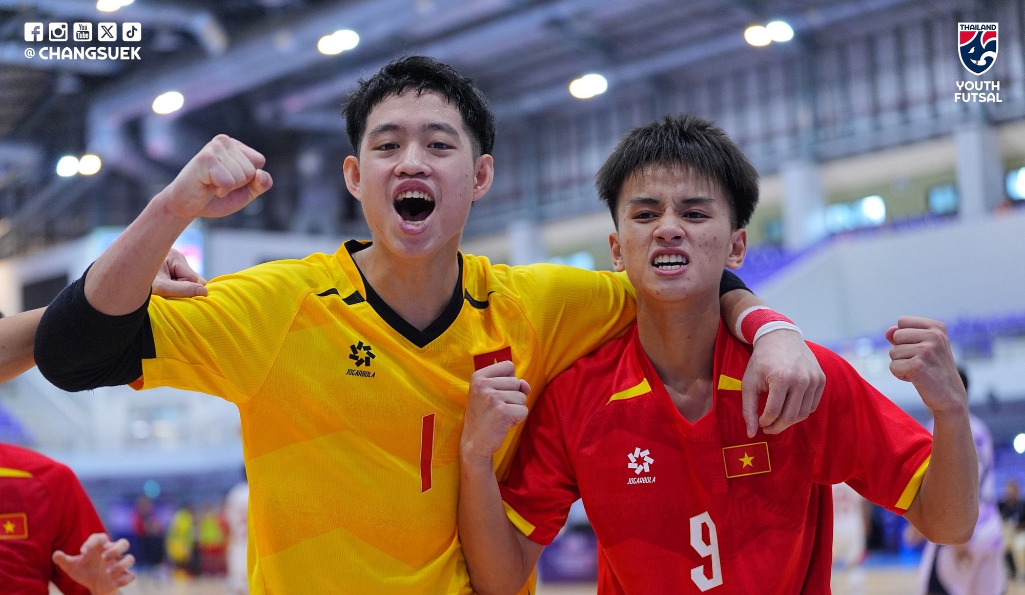 Giải Đ&ocirc;ng Nam &Aacute;: Tuyển Việt Nam thi đấu ki&ecirc;n cường, "gieo sầu" cho Indonesia v&agrave;o đ&uacute;ng ph&uacute;t cuối - Ảnh 1.