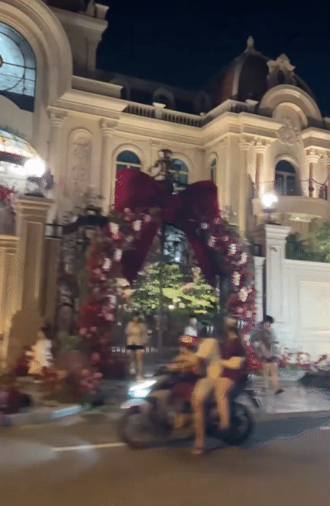 Đ&aacute;m cưới của &aacute;i nữ tập đo&agrave;n lớn ở B&igrave;nh Thuận đang "g&acirc;y b&atilde;o" MXH: Nh&agrave; g&aacute;i cỡ n&agrave;y th&igrave; nh&agrave; trai "khủng" cỡ n&agrave;o!- Ảnh 14.