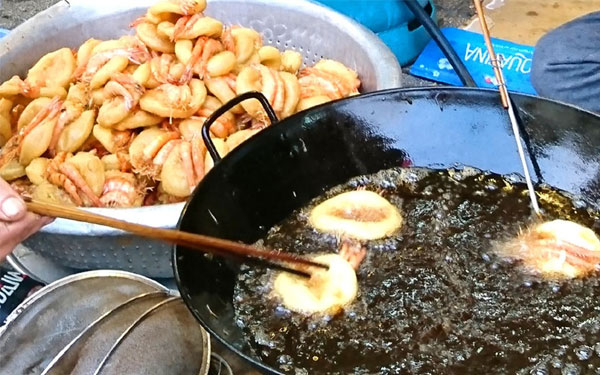 Không phải bánh chuối, món ăn từ 30.000 đồng/phần này mới là đại diện Việt lọt top ngon nhất châu Á - Ảnh 2.