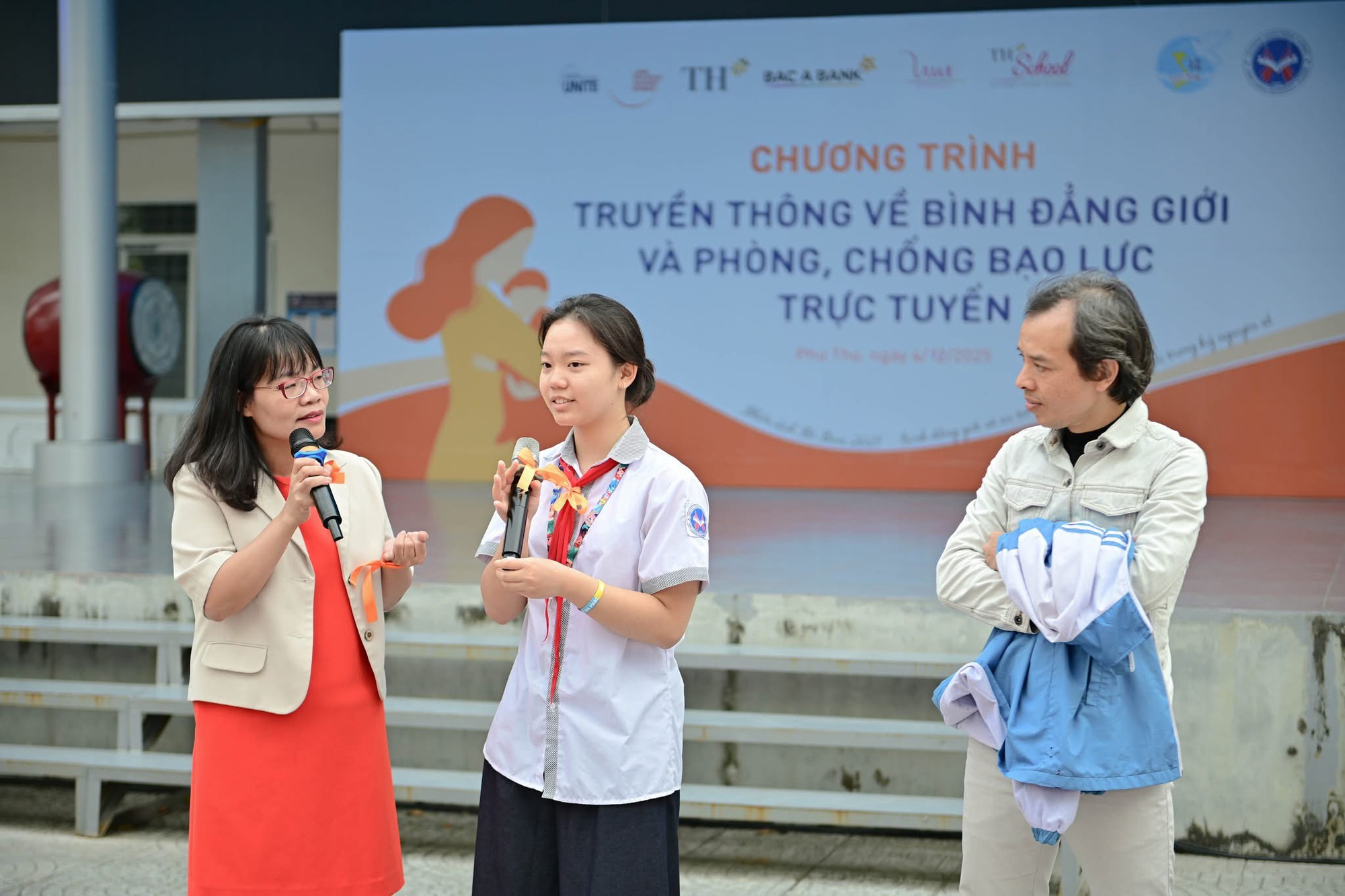 Kh&ocirc;ng thỏa hiệp với bạo lực giới, từng bước tạo &ldquo;v&agrave;nh đai an to&agrave;n&rdquo; từ gi&aacute;o dục - Ảnh 2.