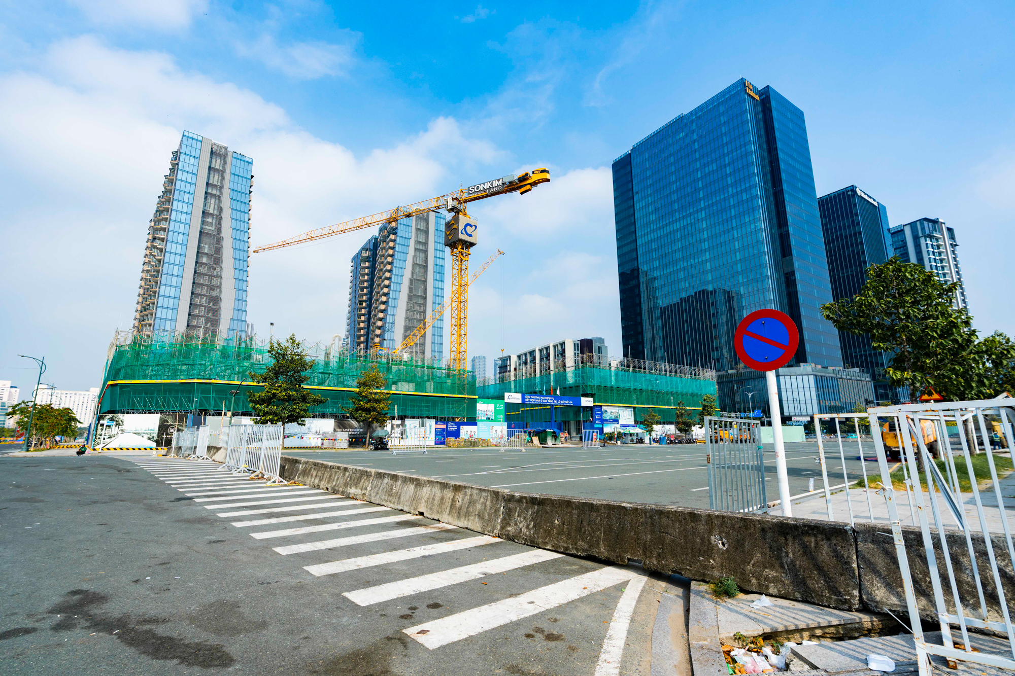 3 dự &aacute;n định h&igrave;nh phố t&agrave;i ch&iacute;nh mới Thủ Thi&ecirc;m: The Metropole sắp ho&agrave;n thiện, Th&aacute;p 88 tầng vẫn nằm tr&ecirc;n giấy, Lotte định 'quay xe'- Ảnh 4.