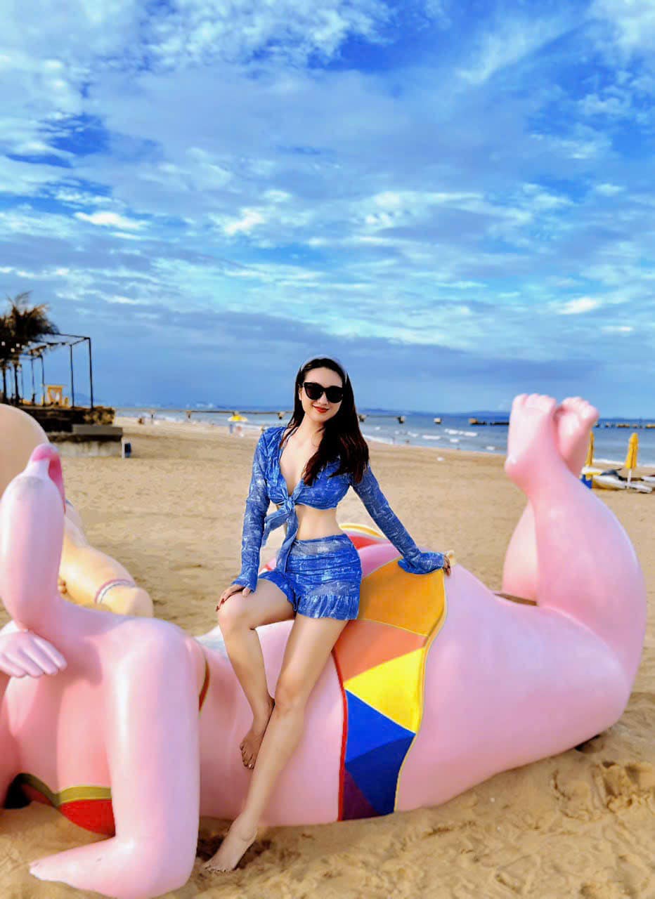 Nữ ca sĩ hủy h&ocirc;n trước ng&agrave;y cưới 1 tuần, nhiều đại gia ngh&igrave;n tỷ v&acirc;y quanh: 34 tuổi mẹ vẫn chăm như em b&eacute; - Ảnh 4.