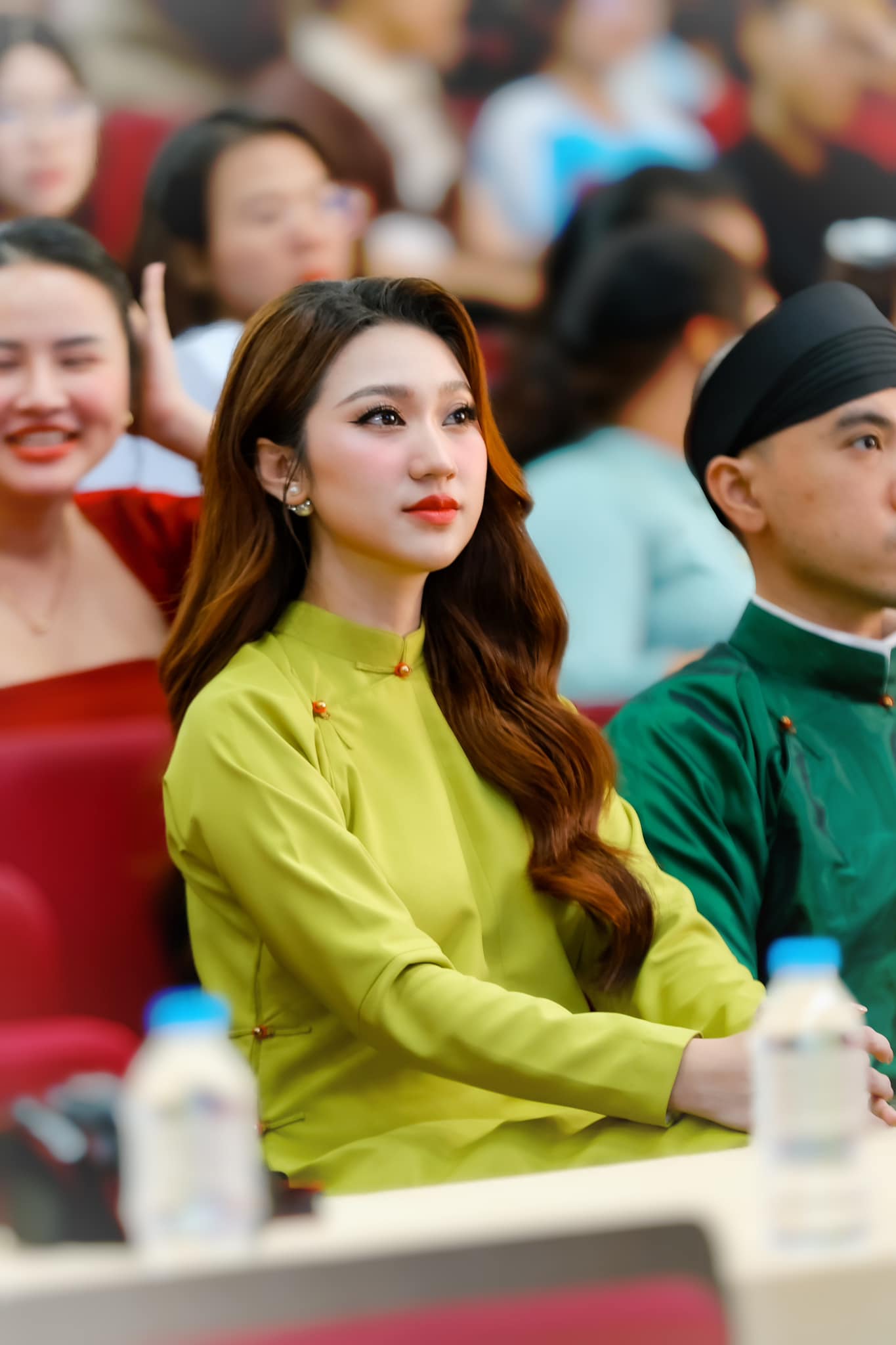 Nữ ca sĩ hủy h&ocirc;n trước ng&agrave;y cưới 1 tuần, nhiều đại gia ngh&igrave;n tỷ v&acirc;y quanh: 34 tuổi mẹ vẫn chăm như em b&eacute; - Ảnh 2.