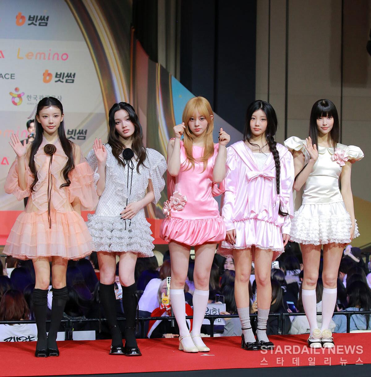 5 bóng hồng cứ xuất hiện lần nào là bị chê lần đấy- Ảnh 2. 5 bóng hồng cứ xuất hiện lần nào là bị chê lần đấy- Ảnh 2.