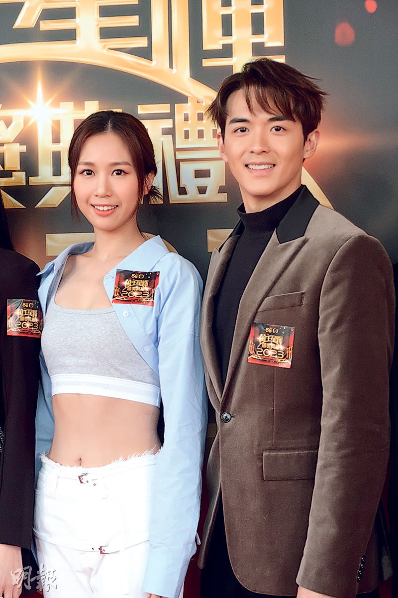 Top 5 Hoa hậu v&agrave; 1 nam diễn vi&ecirc;n y&ecirc;u đương chưa c&ocirc;ng khai đ&atilde; "toang", t&igrave;nh trạng của đ&agrave;ng g&aacute;i g&acirc;y lo lắng - Ảnh 3.