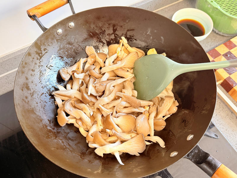 Những người th&ocirc;ng minh sẽ mua 5 loại rau n&agrave;y để nấu ăn: Kh&ocirc;ng chứa thuốc trừ s&acirc;u, rẻ v&agrave; l&agrave;m m&oacute;n g&igrave; cũng ngon- Ảnh 4.