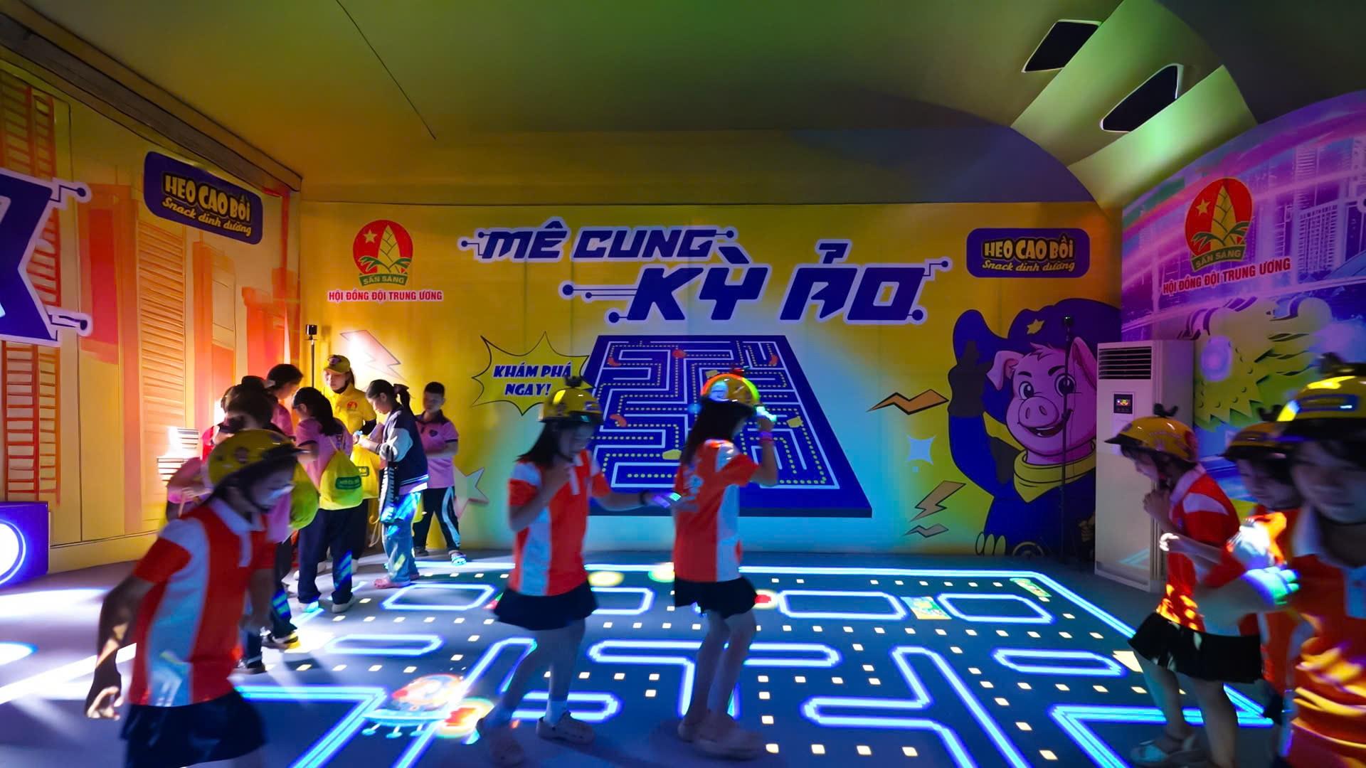 Kh&aacute;m ph&aacute; kh&ocirc;ng gian kỳ ảo hiện đại c&ugrave;ng Heo Cao Bồi tại Th&agrave;nh phố Đ&agrave; Nẵng - Ảnh 1.