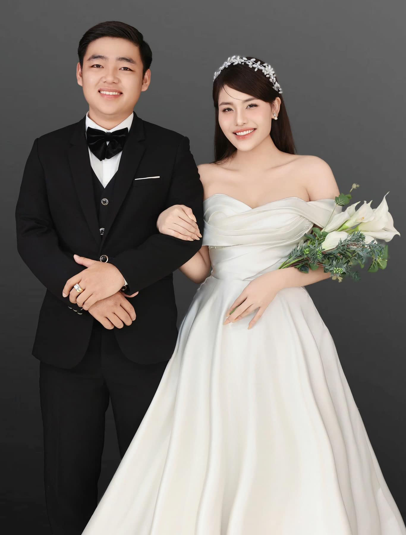 Nghiền ăn phở, ch&agrave;ng trai &ldquo;cưa&rdquo; lu&ocirc;n con g&aacute;i chủ qu&aacute;n, ng&agrave;y cưới nhận 4 sổ đỏ, 1 tỷ tiền mặt, 2 c&acirc;y v&agrave;ng - Ảnh 1.